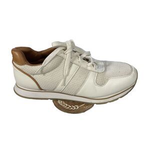 Banana Republic Women’s Size 9 Cream Sneakers Walking Running Athletic Shoes